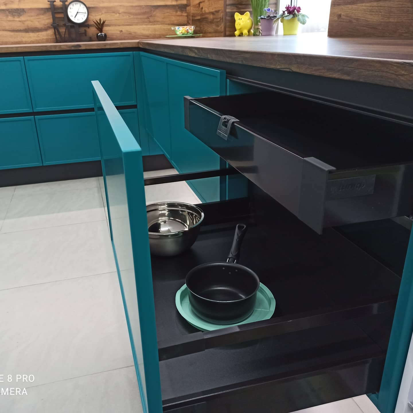 Кухня угловая 01