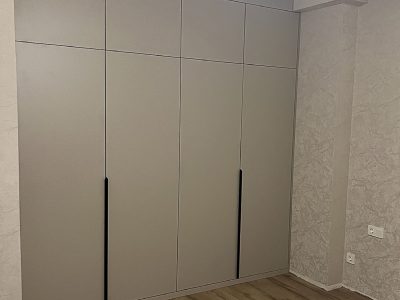 Шкаф распашной 22