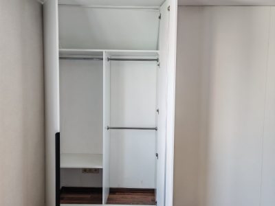 Шкаф распашной 21