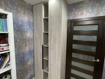 Шкаф распашной 19