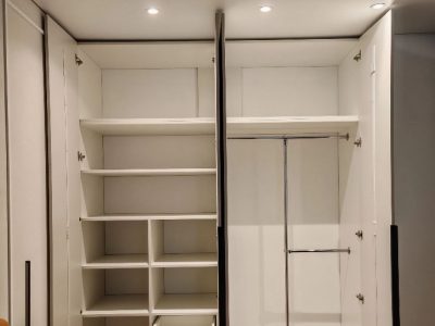 Шкаф распашной 18